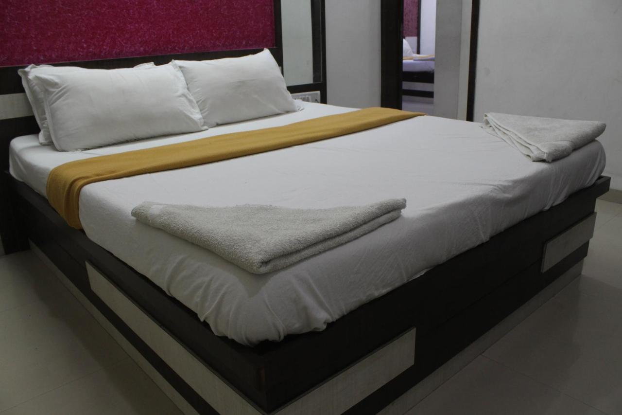 דמאן Hotel Ambica מראה חיצוני תמונה